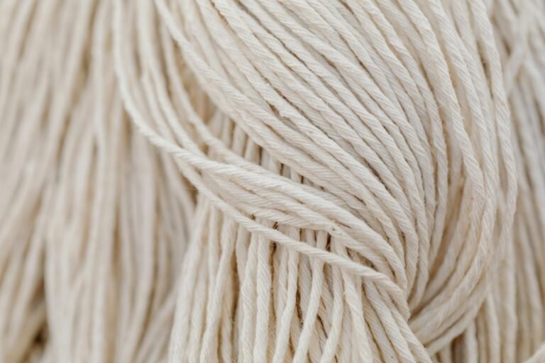 close up photo of white rope